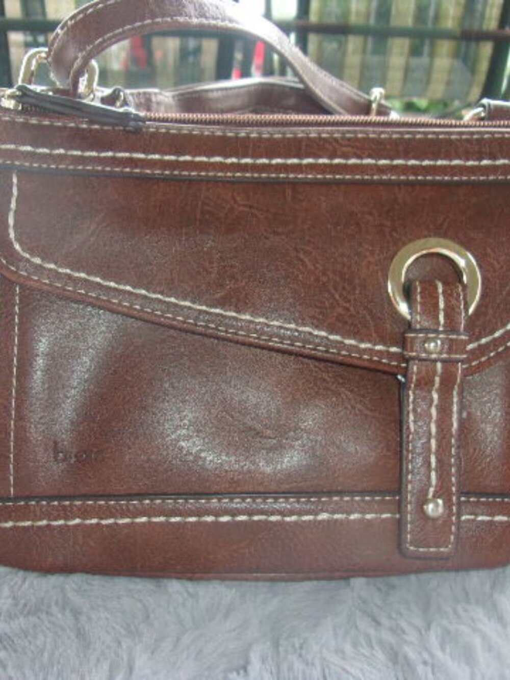 E-204 B.O.C. AMHERST SADDLE BROWN LEATHER CROSSBODY BAG